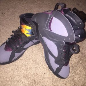 Jordan bordos 7’s
